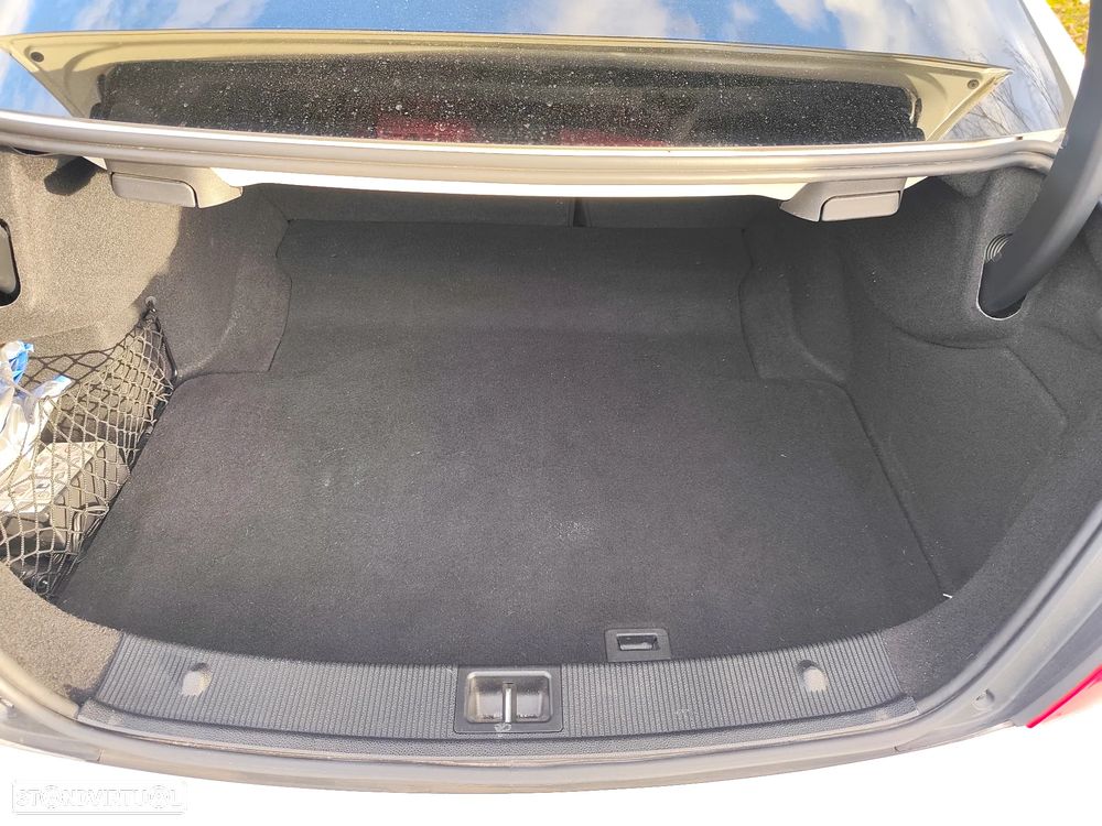 Mercedes-Benz C 250 - 12