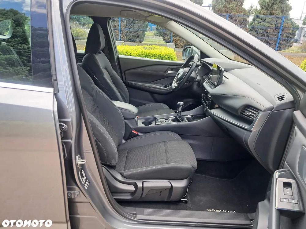 Nissan Qashqai 1.3 DIG-T MHEV Visia - 23