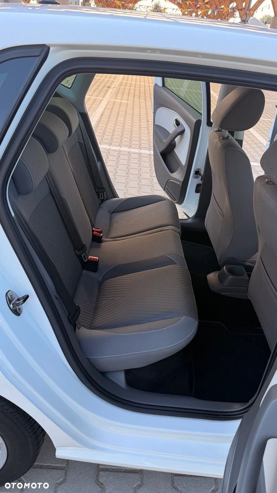 Volkswagen Polo 1.4 TDI FRESH - 9