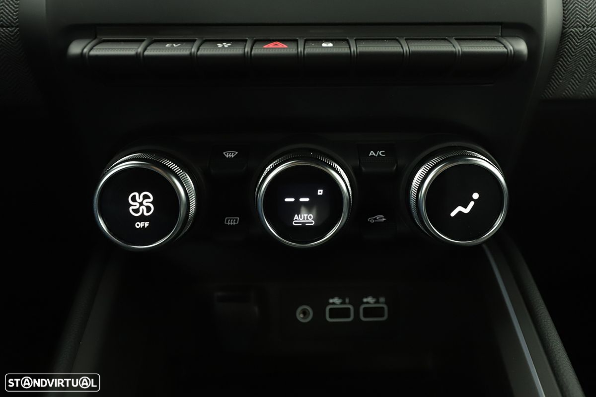 Renault Clio 1.6 E-Tech Full Hybrid Techno - 12