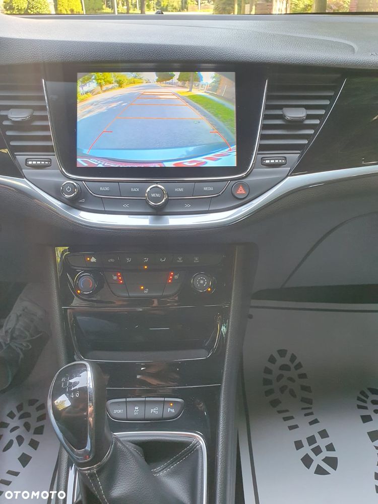 Opel Astra 1.4 Turbo Innovation - 9