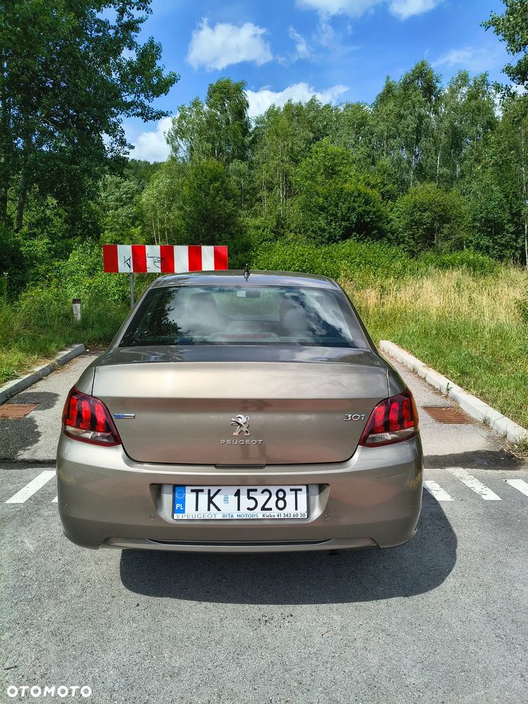 Peugeot 301 1.2 Pure Tech Active - 6