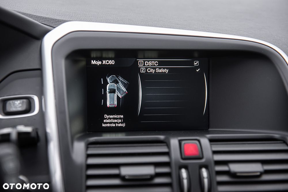 Volvo XC 60 D4 Geartronic Summum - 23