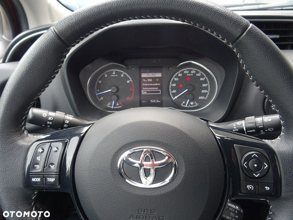 Toyota Yaris - 14