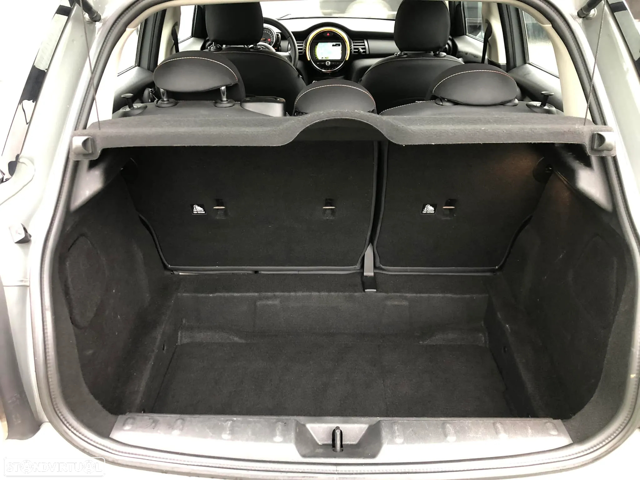 MINI 5 Portas One D - 12