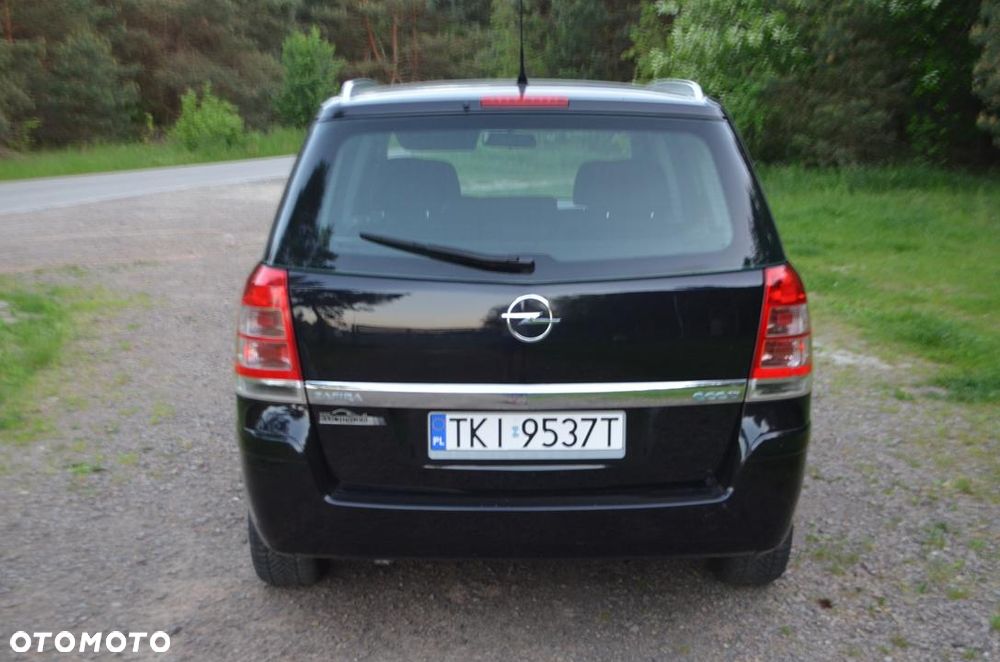 Opel Zafira 1.6 - 8