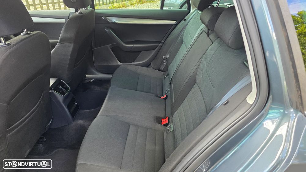Skoda Octavia Break 1.6 TDi Elegance - 7