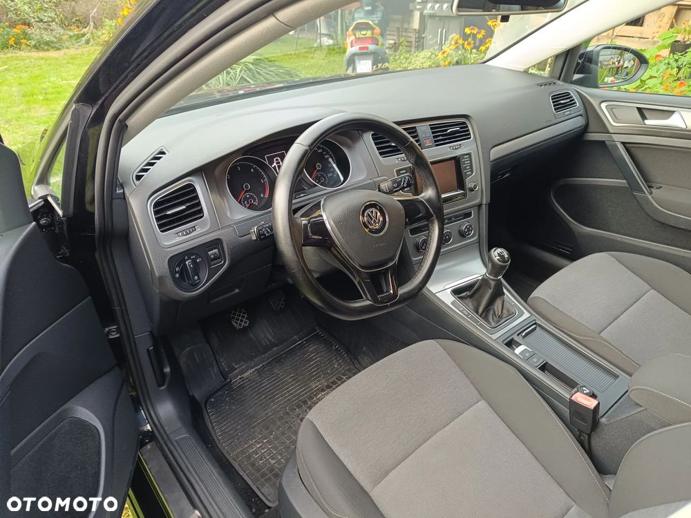 Volkswagen Golf 1.6 TDI BlueMotion Technology Comfortline - 6