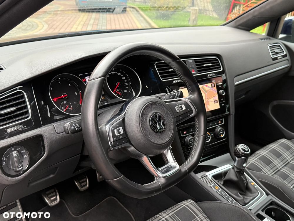 Volkswagen Golf GTD BlueMotion Technology - 26