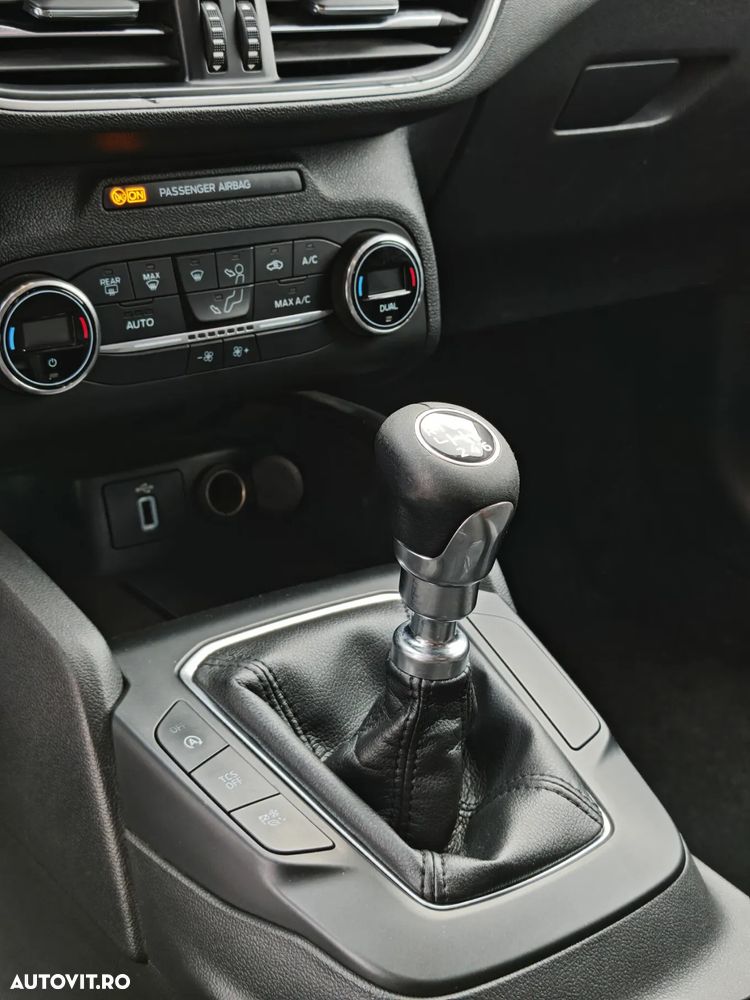 Ford Focus 1.5 EcoBlue Active - 17