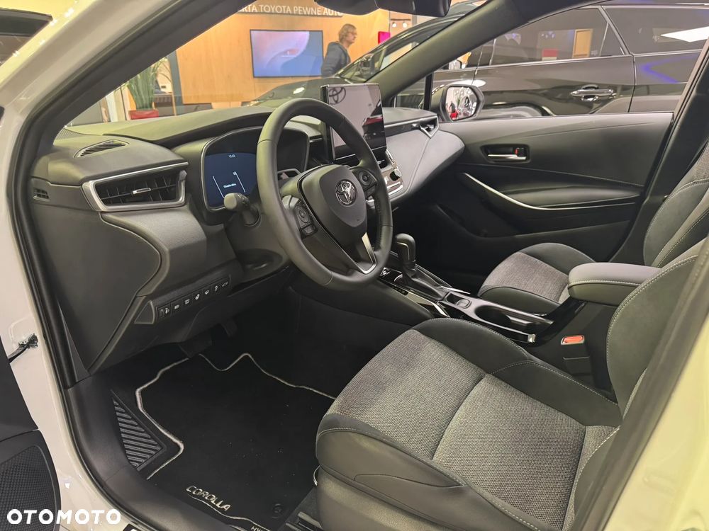 Toyota Corolla 2.0 Hybrid Style - 14