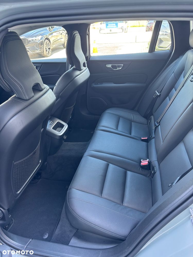 Volvo V60 B4 B Core - 12