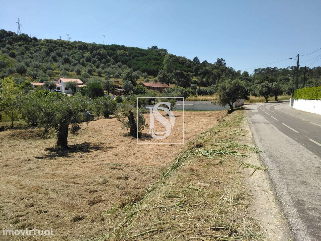 Terreno para construção - Grande imagem: 2/3