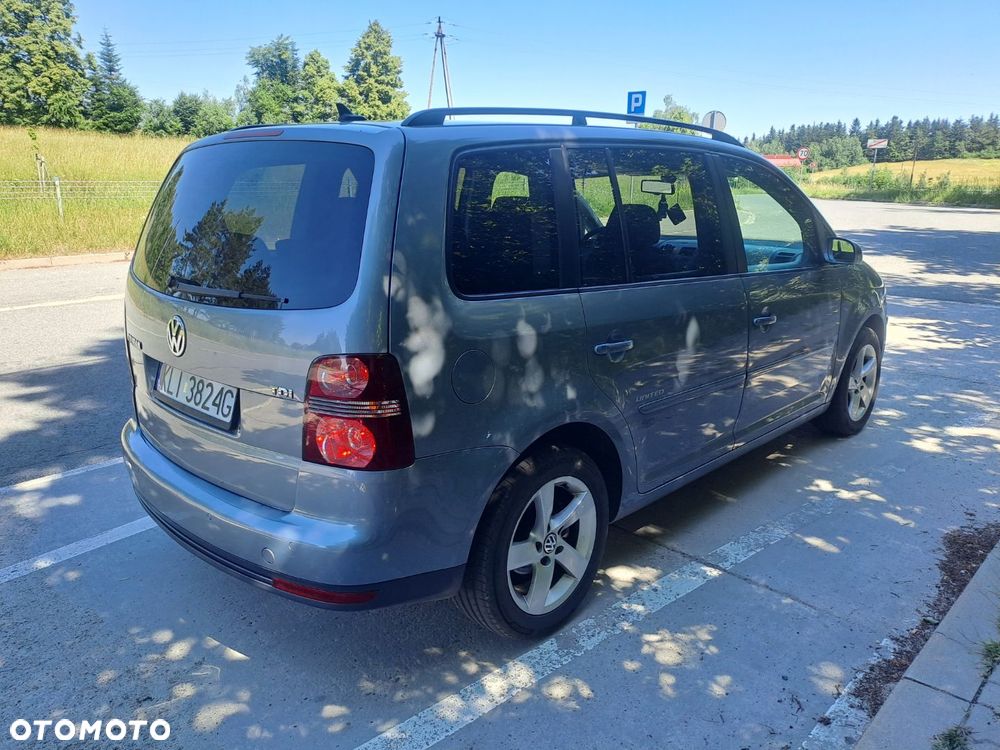 Volkswagen Touran 1.9 TDI Highline - 4
