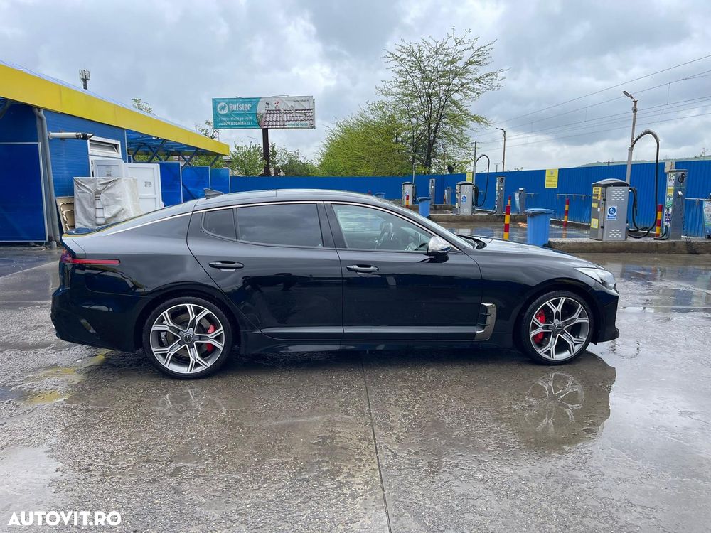 Kia Stinger 3.3 T-GDI AWD OPF GT - 2