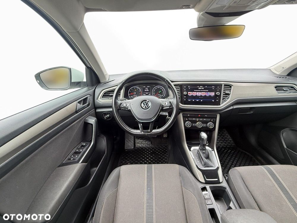 Volkswagen T-Roc - 14