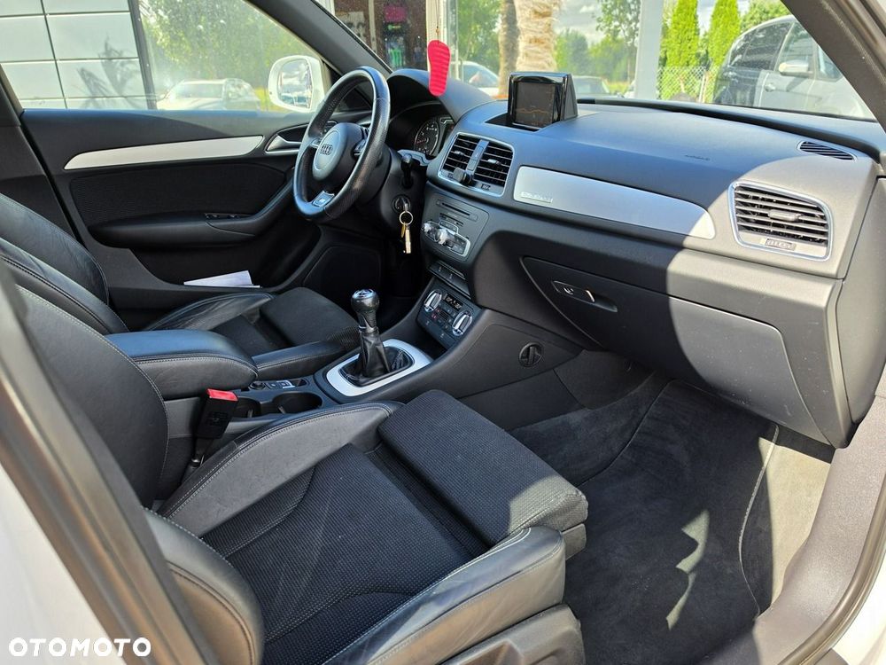 Audi Q3 2.0 TFSI Quattro - 32