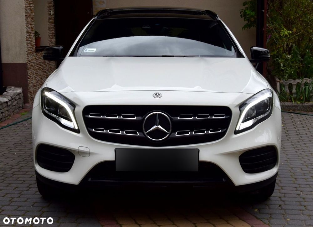 Mercedes-Benz GLA 250 4-Matic AMG Line - 2