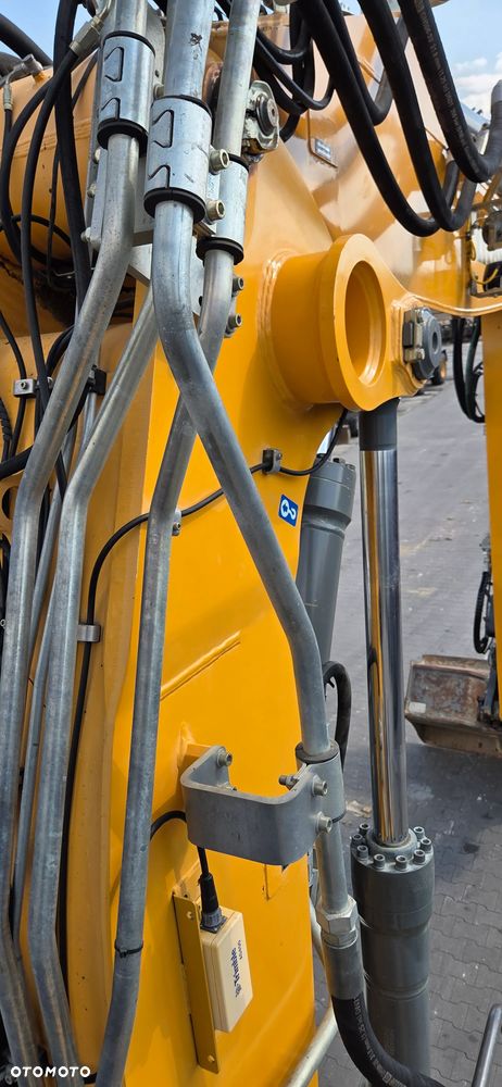 Liebherr <<Liebherr R918, 2014 rok, ramie 3x łamane, oilquick, z Niemiec!>>>> - 32