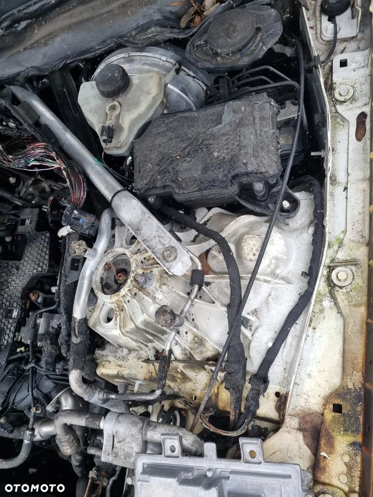 Mercedes-Benz Klasa E 200 d 9G-TRONIC Avantgarde - 15