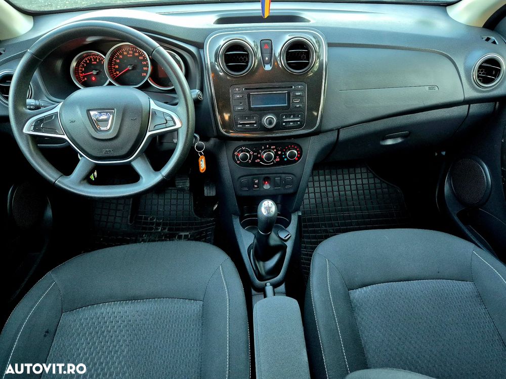 Dacia Sandero 0.9 90CP Laureate - 5