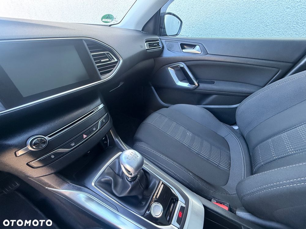 Peugeot 308 1.6 BlueHDi Business Line S&S - 15