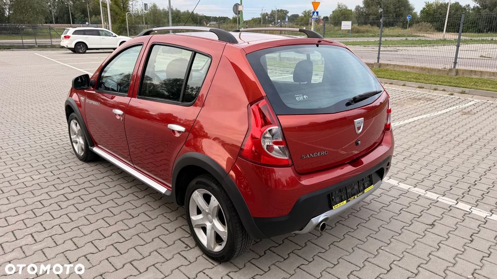 Dacia Sandero Stepway 1.6 - 3