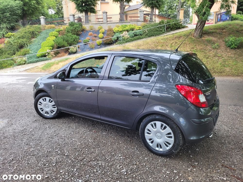 Opel Corsa 1.4 16V Satellite - 14