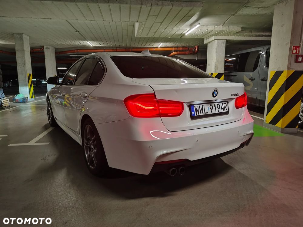 BMW Seria 3 330i Sport Line Sport - 6