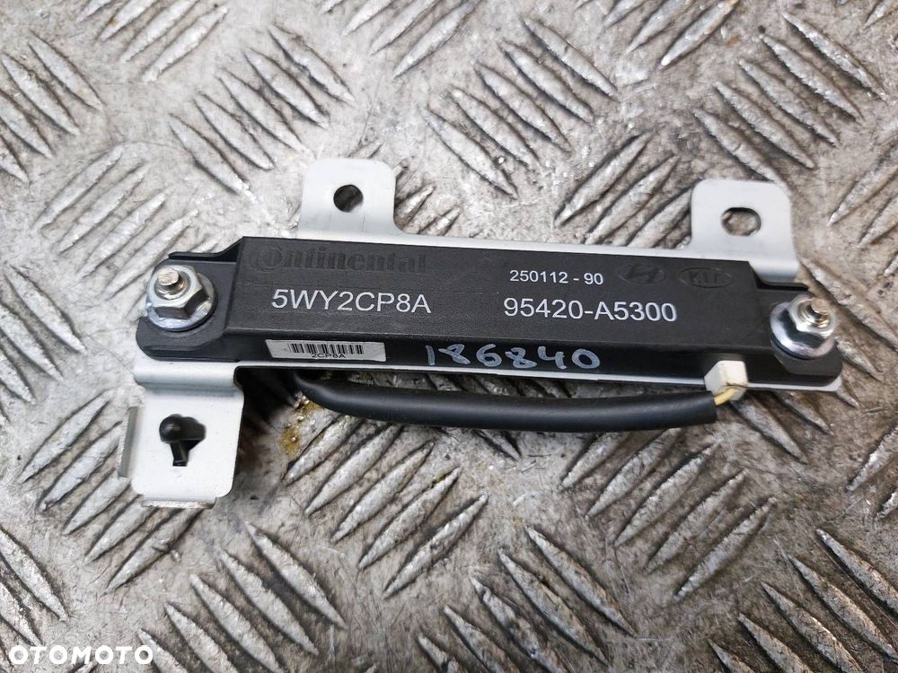 WZMACNIACZ MODUŁ ANTENY SANTA FE III 95420-A5300 - 1