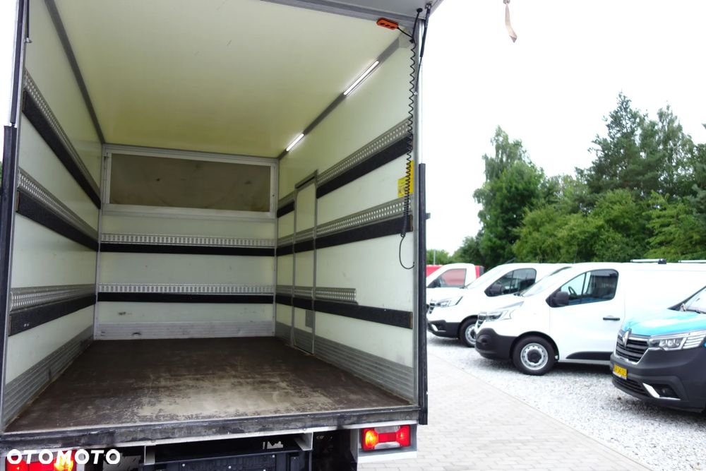 Iveco Daily 35-160 Automat HI-Matic Kontener 4.20 M +Winda 750 kg. Klima Kamera Ledy - 11