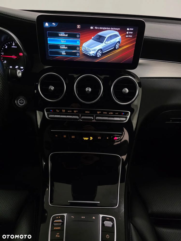 Mercedes-Benz GLC 220 d 4Matic 9G-TRONIC AMG Line Plus - 15