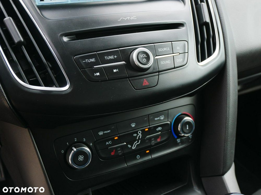 Ford Focus Turnier 1.0 EcoBoost Start-Stopp-System ACTIVE DESIGN - 20