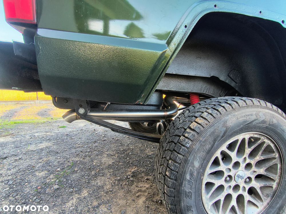 Jeep Cherokee - 8