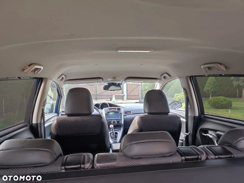 Toyota Verso 1.6 D-4D Prestige 7os EU6 - 20