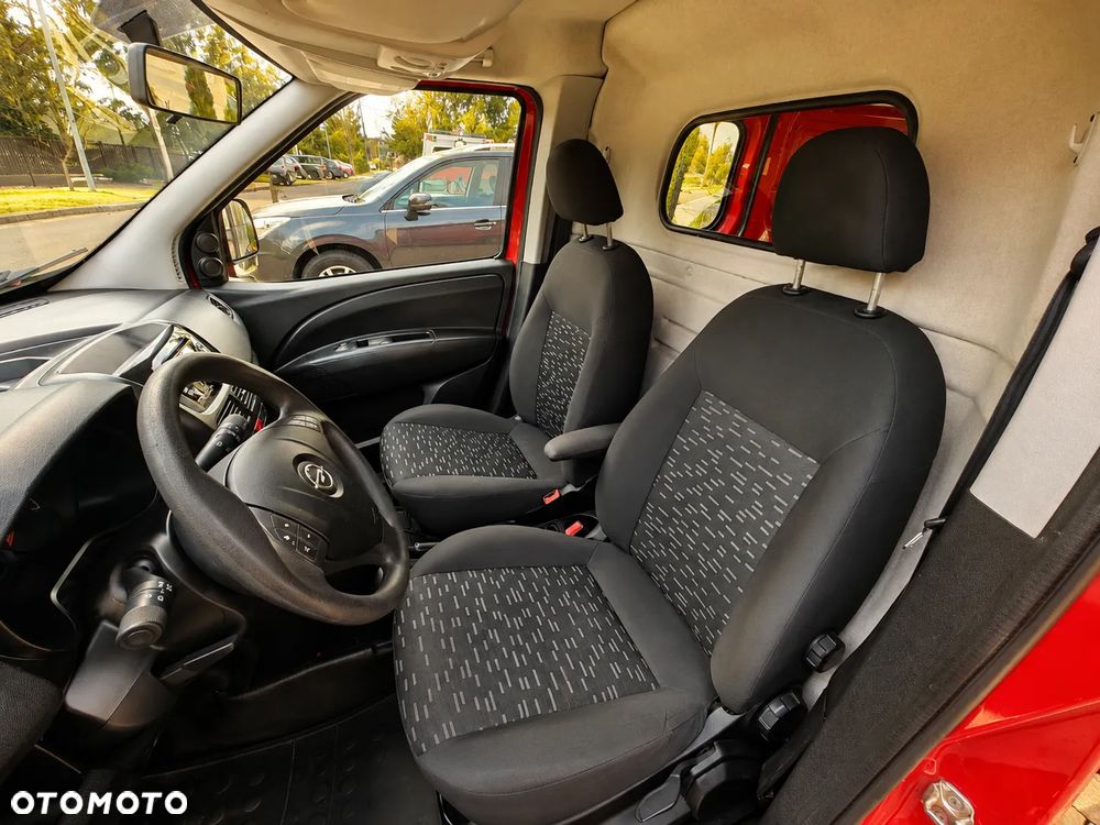Opel Combo - 11
