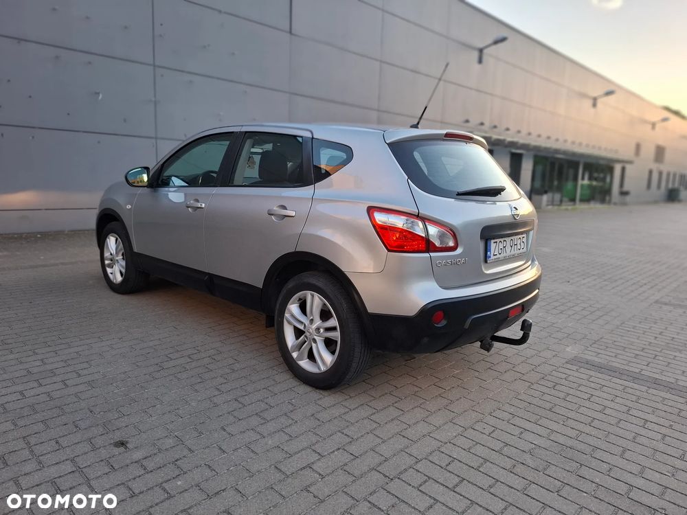Nissan Qashqai 1.6 acenta - 21