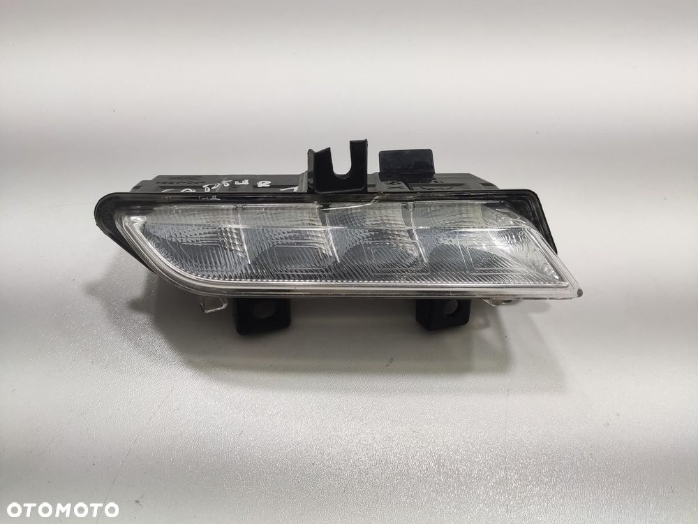 LAMPA LED DRL LEWY PRZÓD RENAULT CAPTUR I 2013-2016 - 2
