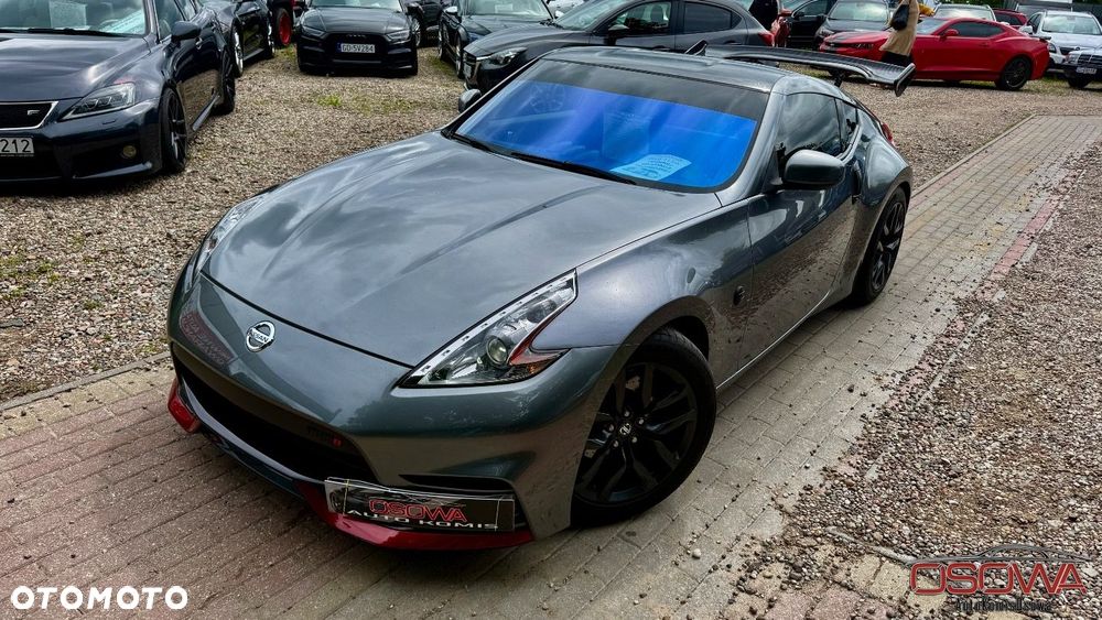 Nissan 370 Z - 10