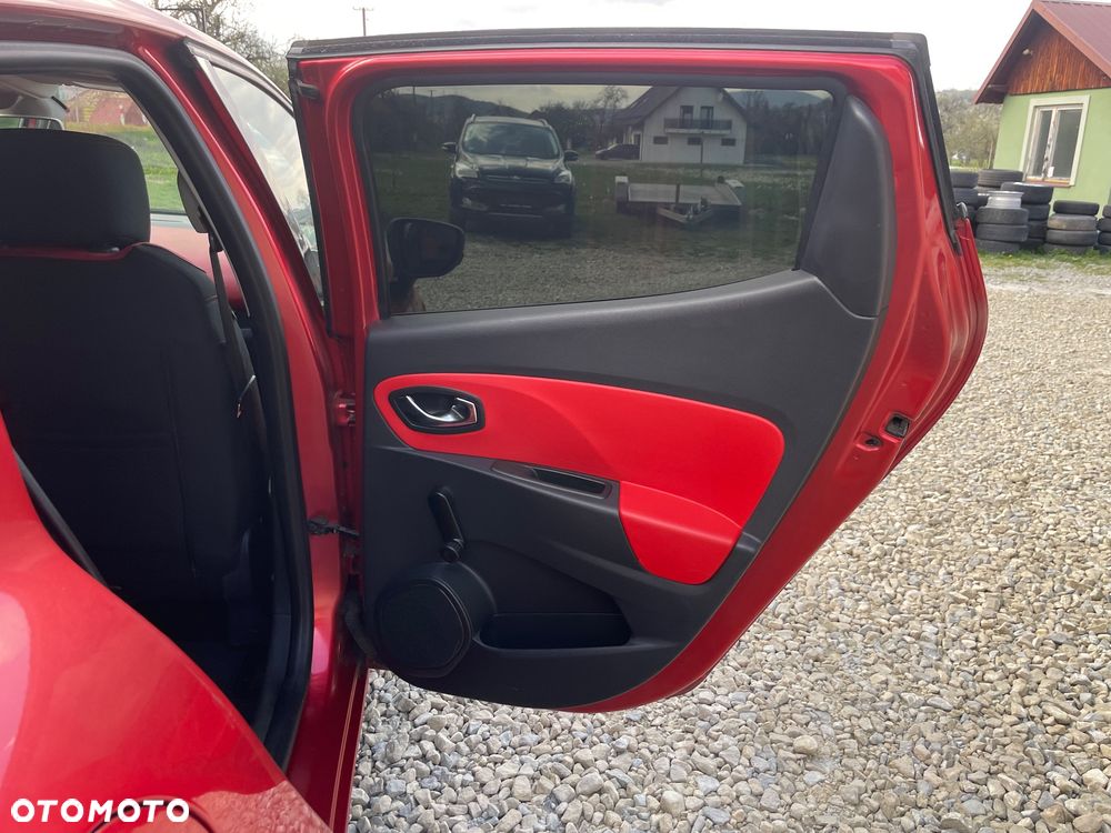 Renault Clio TCe 90 Limited - 13