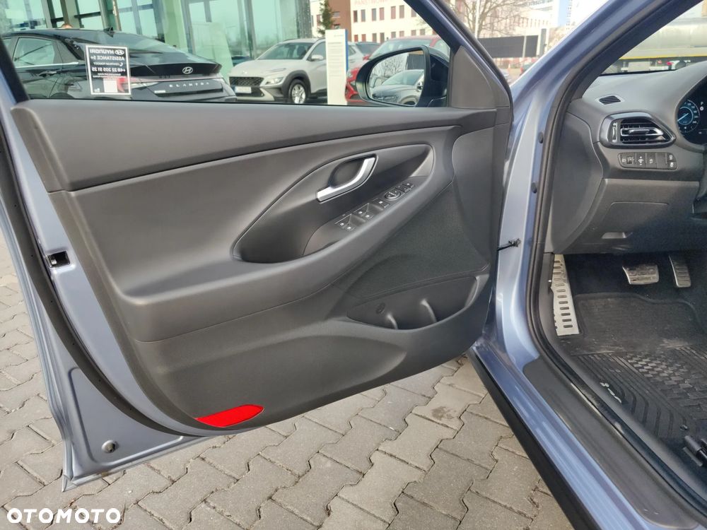 Hyundai i30 1.5 T-GDI 48V Modern DCT - 11