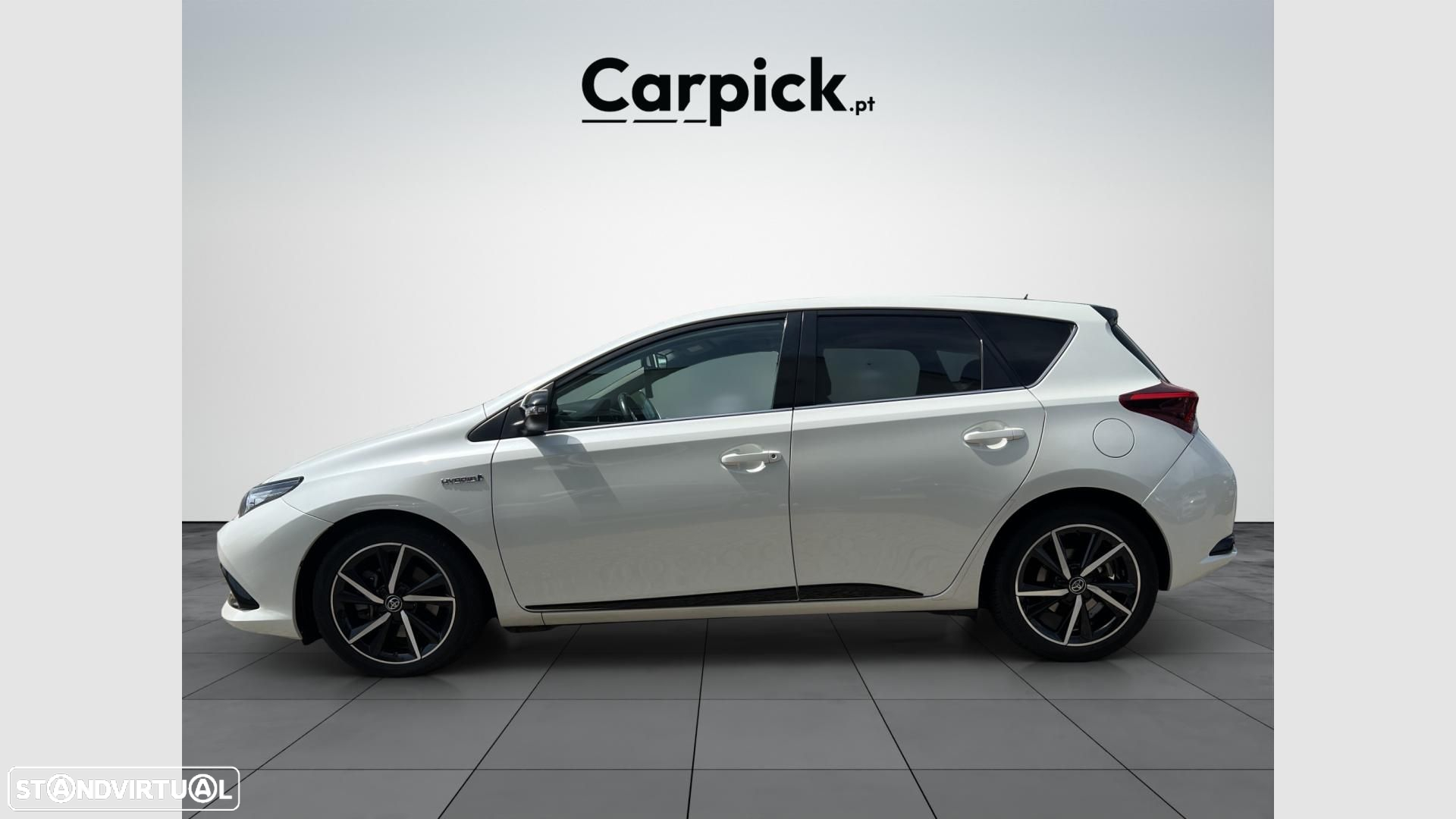 Toyota Auris 1.8 HSD Comfort +P.Techno+P.Sport - 3