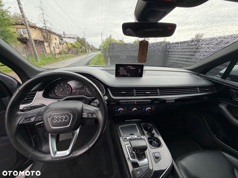 Audi Q7 - 12