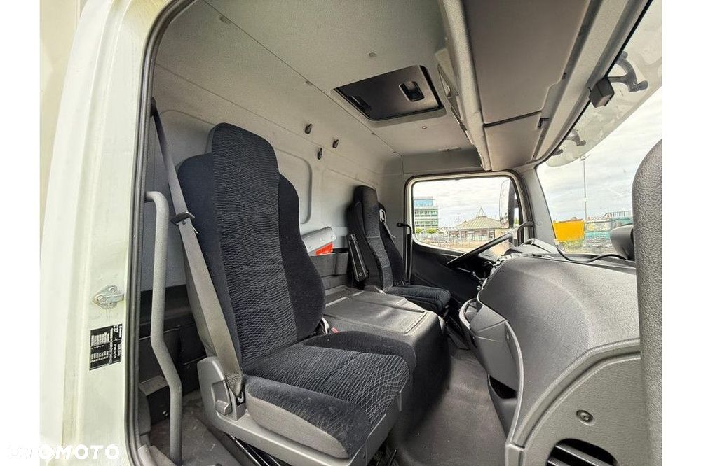 Mercedes-Benz Vehicle Rigid 4x2 platform body curtainsider fixed roof - 12