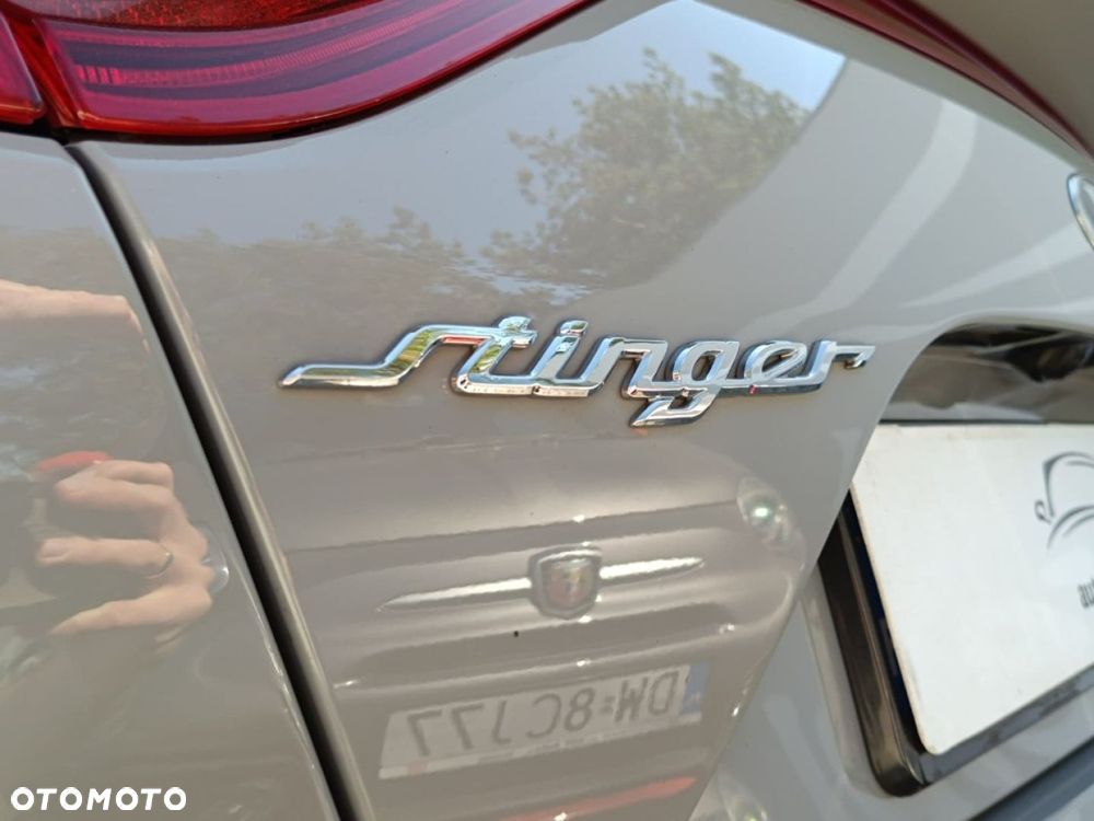 Kia Stinger - 38