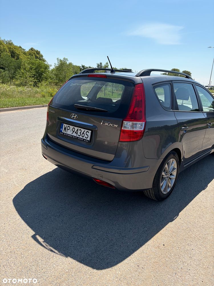 Hyundai i30 1.4 Base EU5 - 11