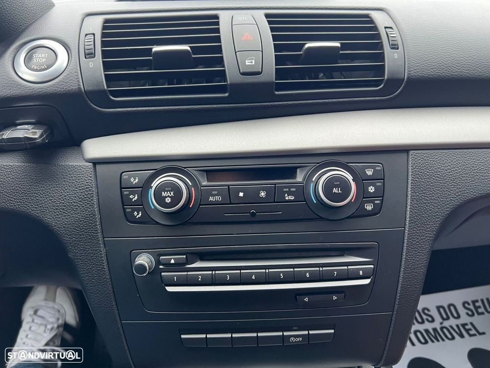 BMW 118 d Line Sport - 33