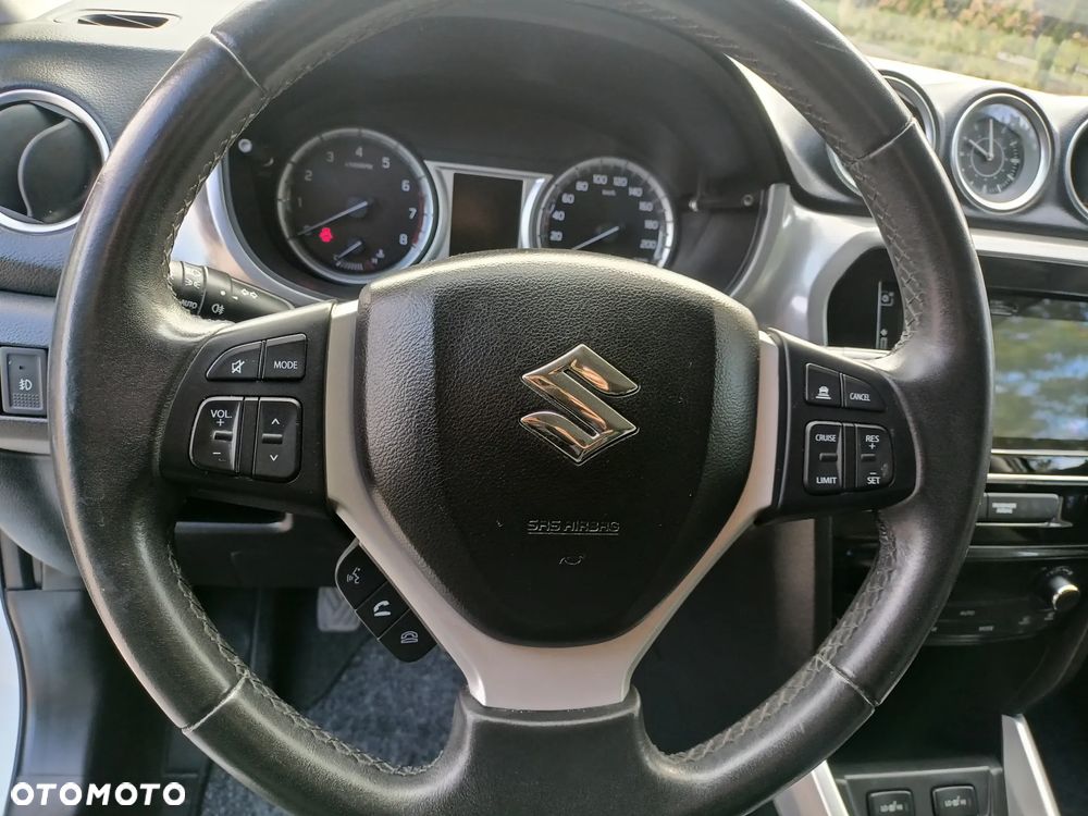 Suzuki Vitara - 11