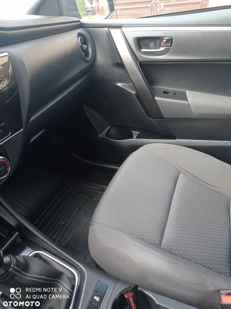Toyota Corolla 1.6 Active - 7