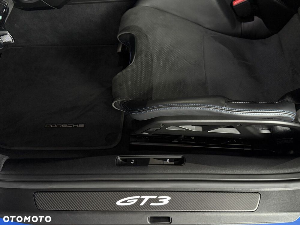 Porsche 911 - 23